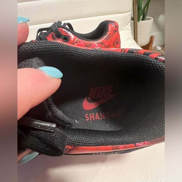 Nike Air Max 1 Shanghai City Collection - Picture 3 of 5